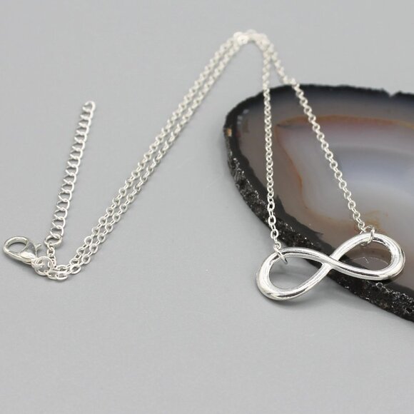 Jewelry necklace infinity love symbol dainty white gold tone minimalist new - Picture 4 of 8
